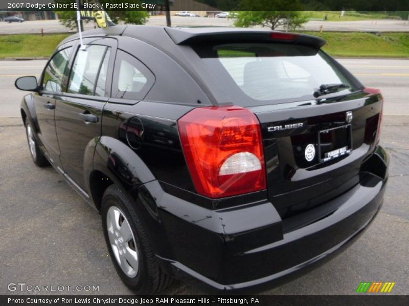 Black / Pastel Slate Gray 2007 Dodge Caliber SE