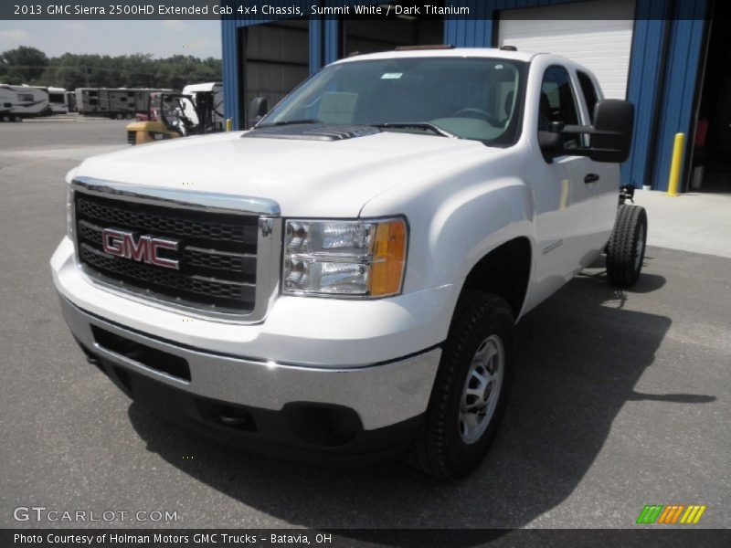 Summit White / Dark Titanium 2013 GMC Sierra 2500HD Extended Cab 4x4 Chassis