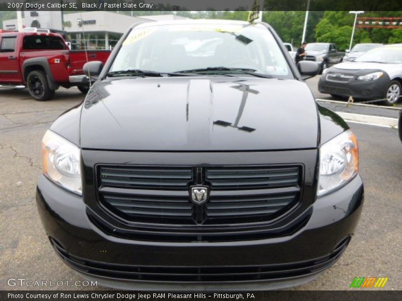 Black / Pastel Slate Gray 2007 Dodge Caliber SE