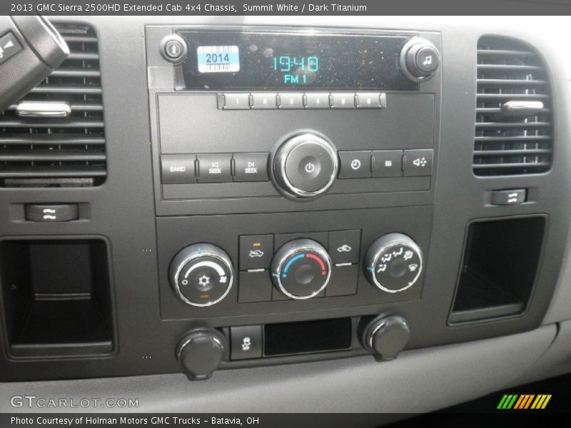 Summit White / Dark Titanium 2013 GMC Sierra 2500HD Extended Cab 4x4 Chassis