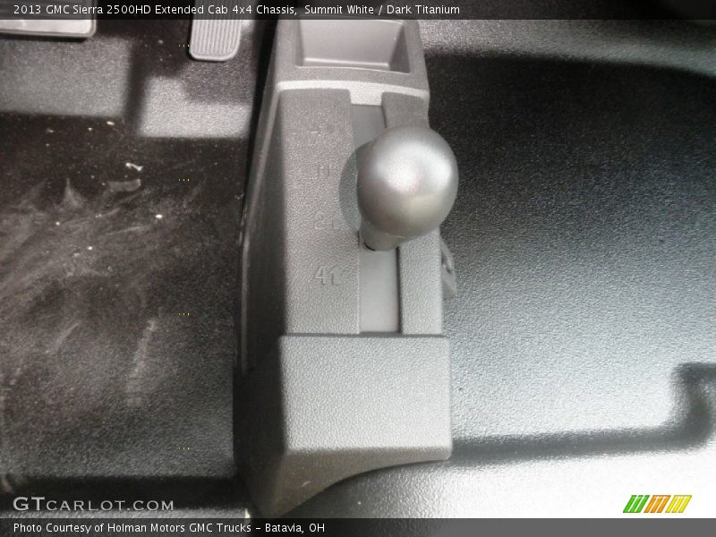Summit White / Dark Titanium 2013 GMC Sierra 2500HD Extended Cab 4x4 Chassis