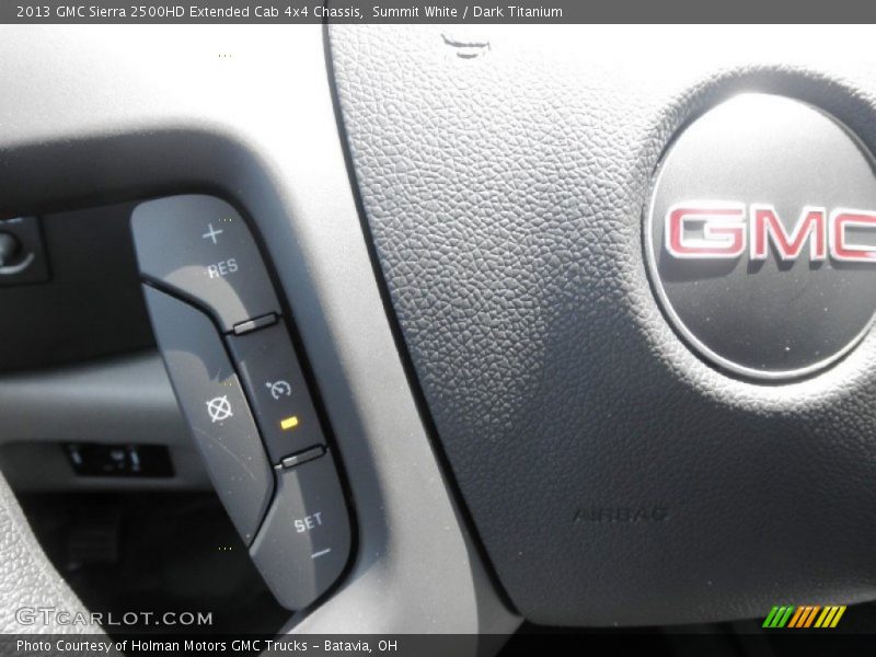 Summit White / Dark Titanium 2013 GMC Sierra 2500HD Extended Cab 4x4 Chassis