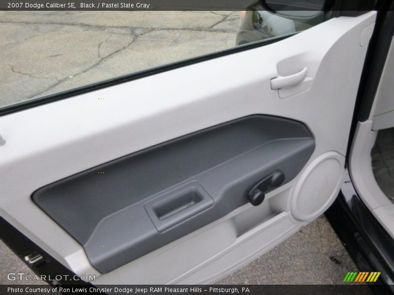 Black / Pastel Slate Gray 2007 Dodge Caliber SE