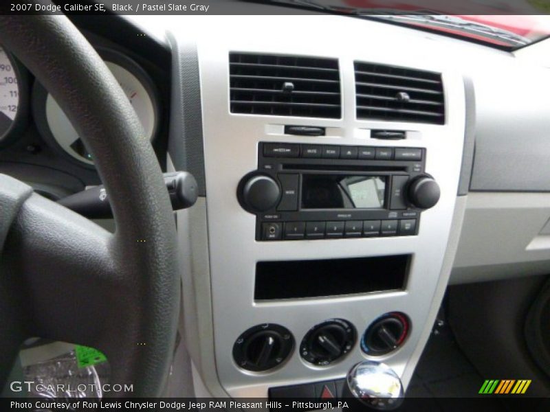 Black / Pastel Slate Gray 2007 Dodge Caliber SE