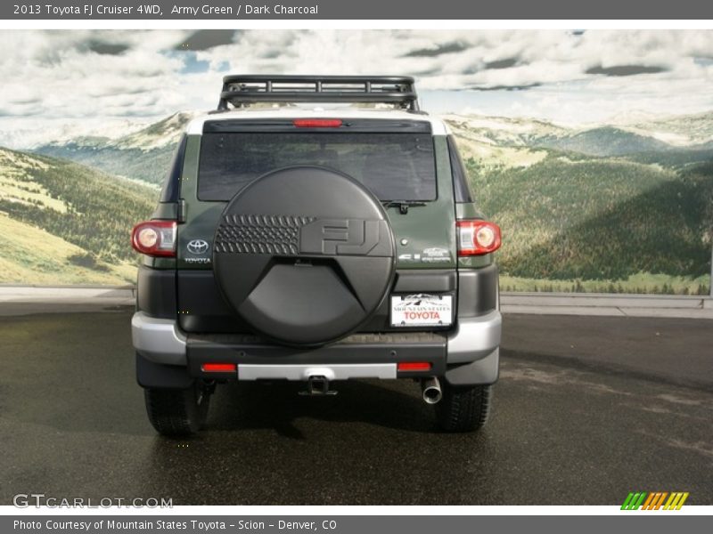 Army Green / Dark Charcoal 2013 Toyota FJ Cruiser 4WD