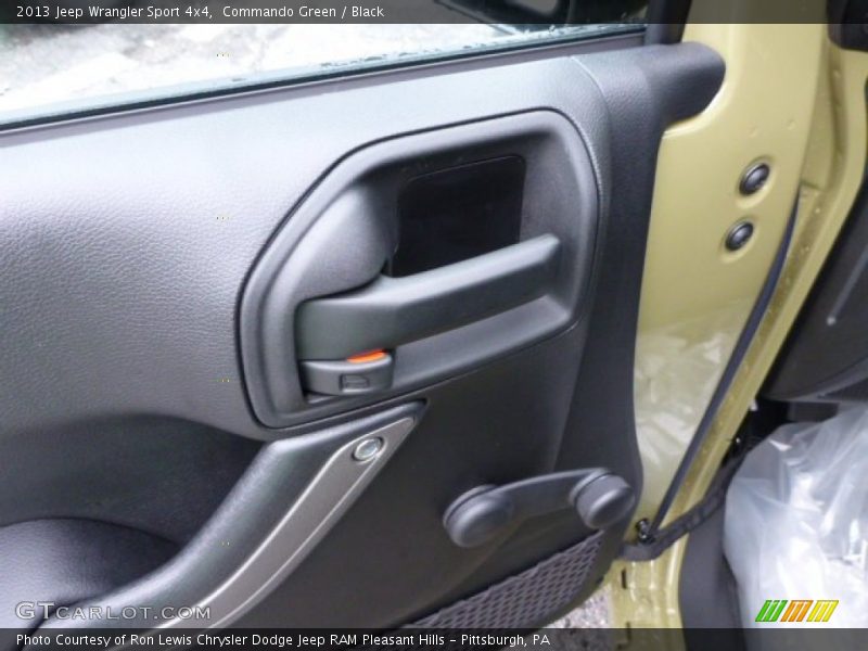 Commando Green / Black 2013 Jeep Wrangler Sport 4x4