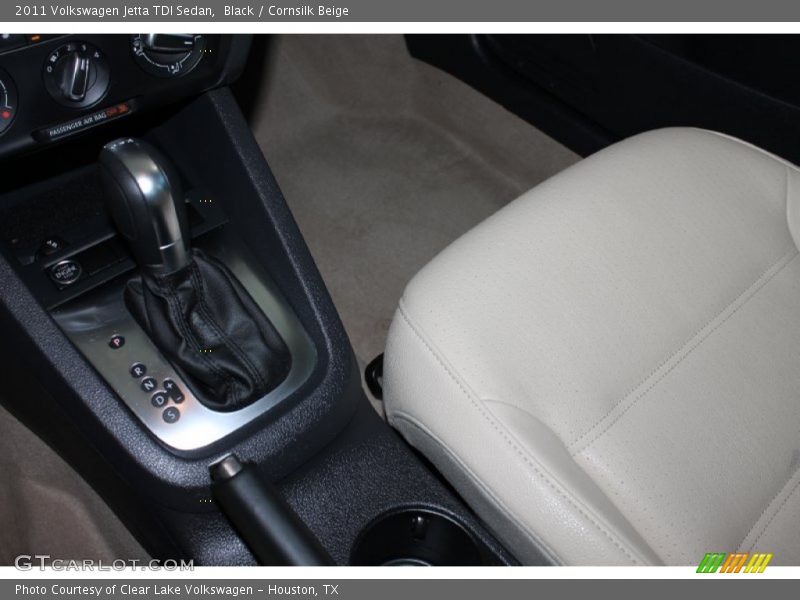 Black / Cornsilk Beige 2011 Volkswagen Jetta TDI Sedan