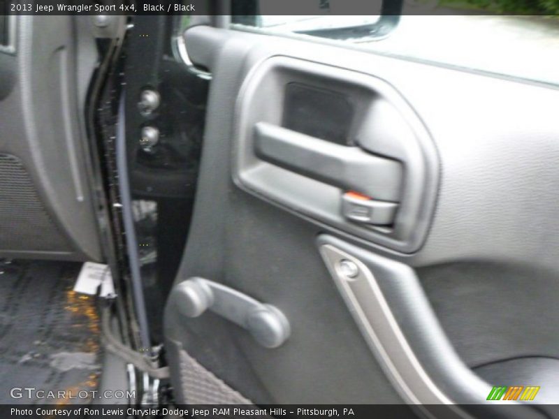 Black / Black 2013 Jeep Wrangler Sport 4x4