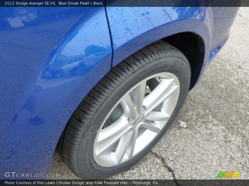 Blue Streak Pearl / Black 2013 Dodge Avenger SE V6