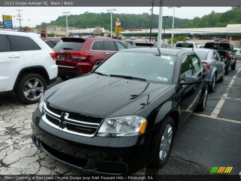 Black / Black 2013 Dodge Avenger SE