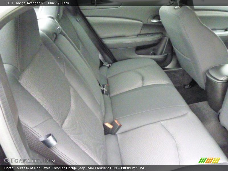 Black / Black 2013 Dodge Avenger SE