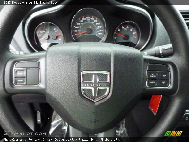Black / Black 2013 Dodge Avenger SE