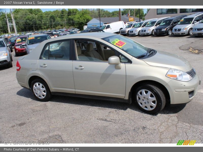 Sandstone / Beige 2007 Nissan Versa S