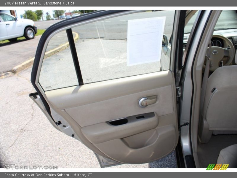 Sandstone / Beige 2007 Nissan Versa S