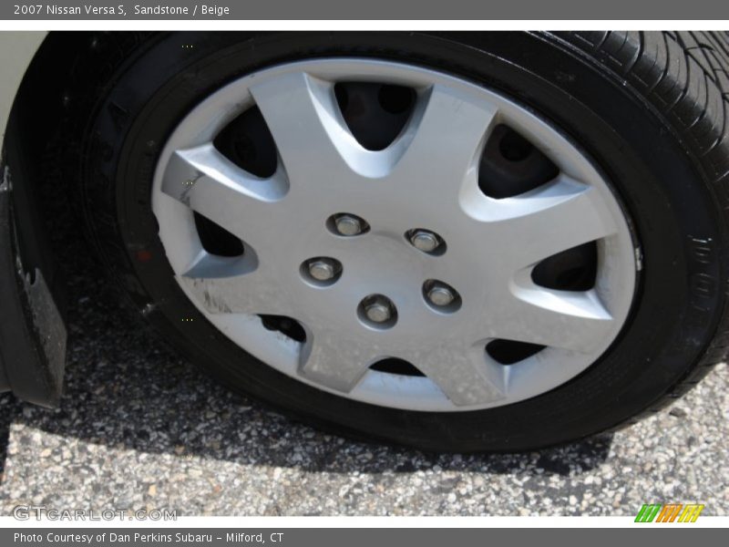 Sandstone / Beige 2007 Nissan Versa S