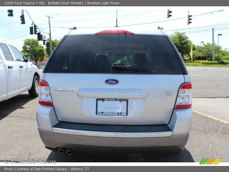 Brilliant Silver Metallic / Medium Light Stone 2009 Ford Taurus X SEL