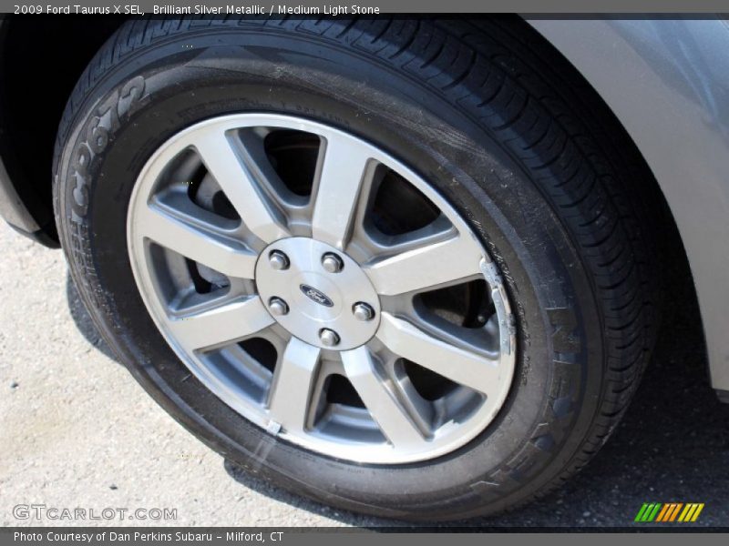  2009 Taurus X SEL Wheel
