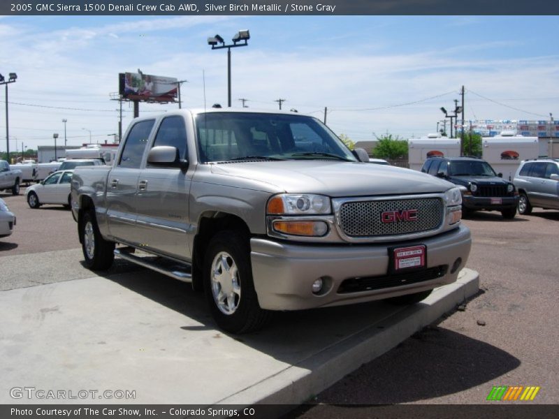 Silver Birch Metallic / Stone Gray 2005 GMC Sierra 1500 Denali Crew Cab AWD