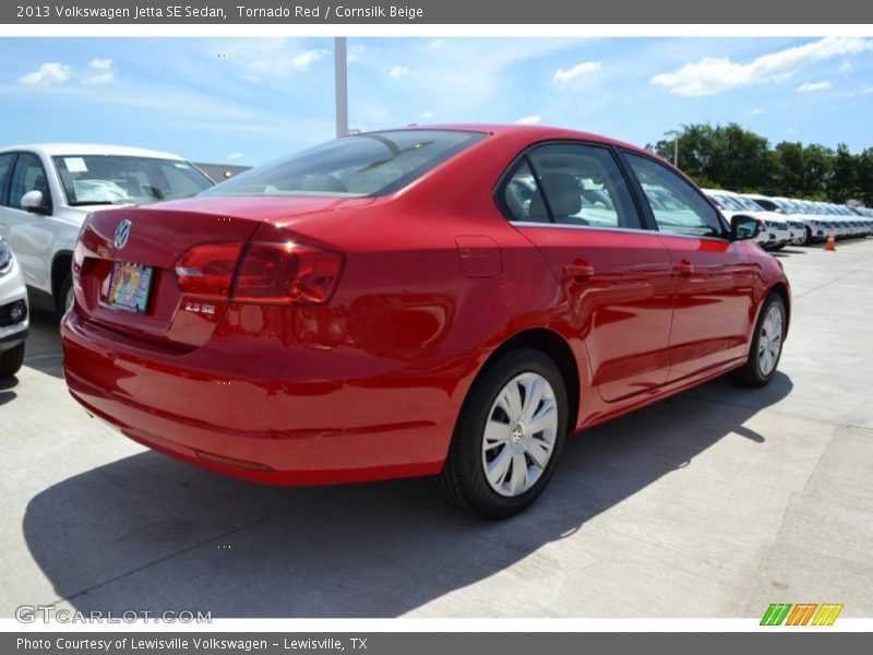 Tornado Red / Cornsilk Beige 2013 Volkswagen Jetta SE Sedan