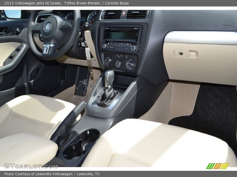 Toffee Brown Metallic / Cornsilk Beige 2013 Volkswagen Jetta SE Sedan