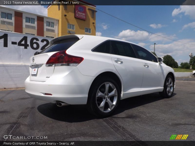 Blizzard White Pearl / Ivory 2013 Toyota Venza XLE