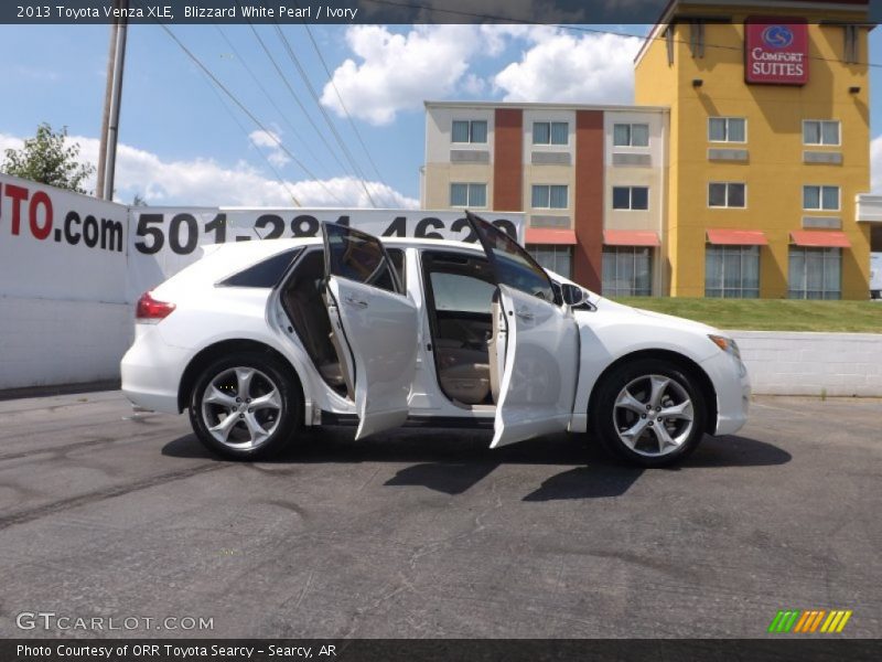 Blizzard White Pearl / Ivory 2013 Toyota Venza XLE
