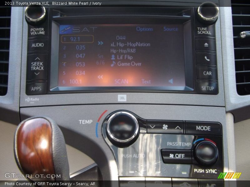Blizzard White Pearl / Ivory 2013 Toyota Venza XLE