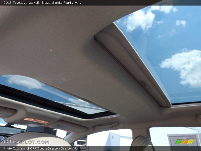 Blizzard White Pearl / Ivory 2013 Toyota Venza XLE