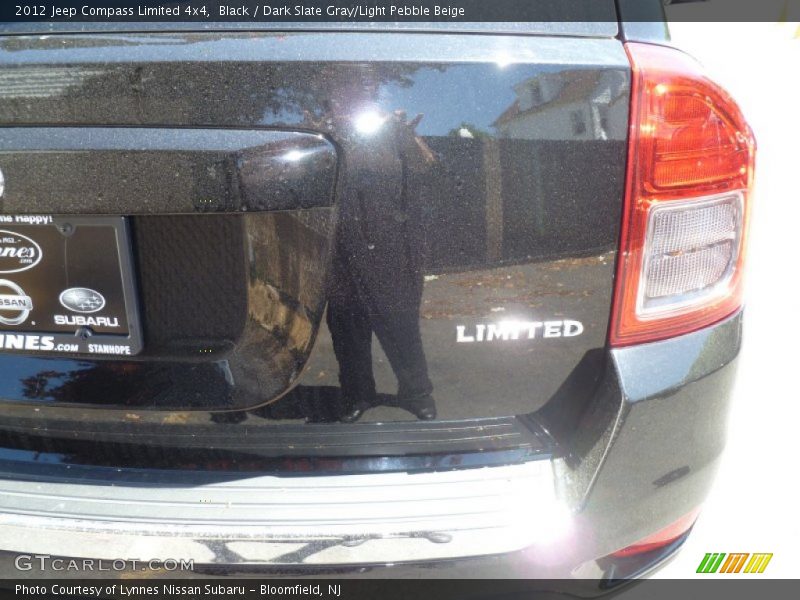 Black / Dark Slate Gray/Light Pebble Beige 2012 Jeep Compass Limited 4x4