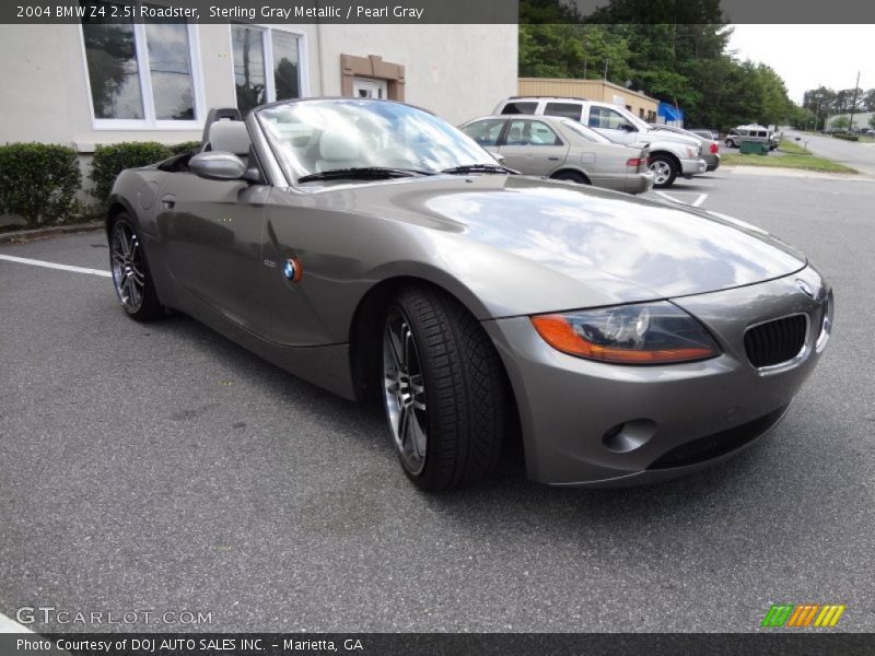 Sterling Gray Metallic / Pearl Gray 2004 BMW Z4 2.5i Roadster