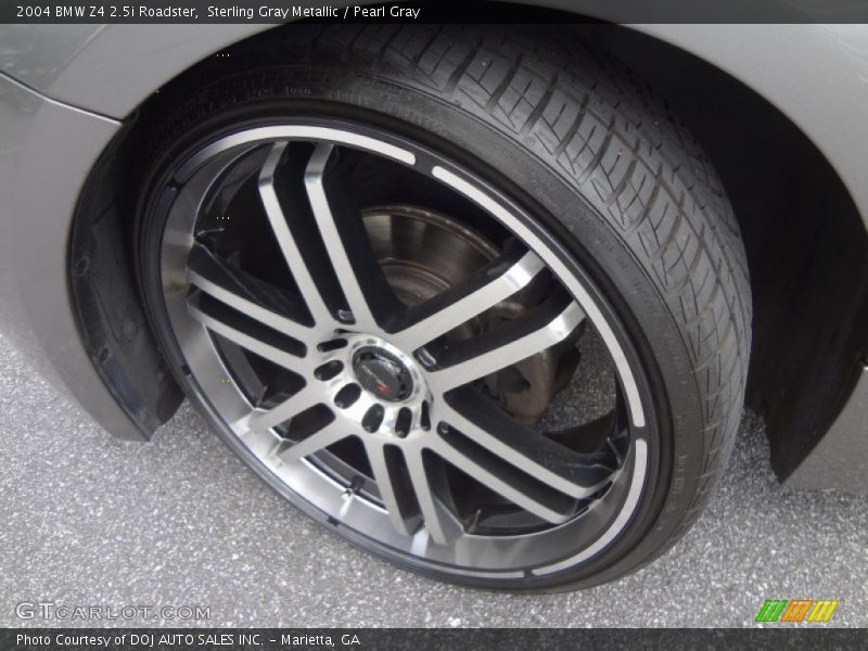 Sterling Gray Metallic / Pearl Gray 2004 BMW Z4 2.5i Roadster