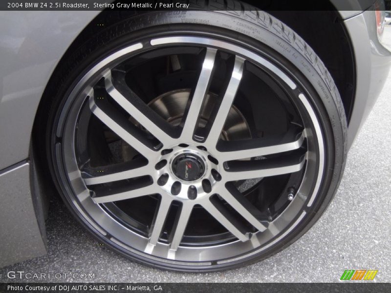 Sterling Gray Metallic / Pearl Gray 2004 BMW Z4 2.5i Roadster