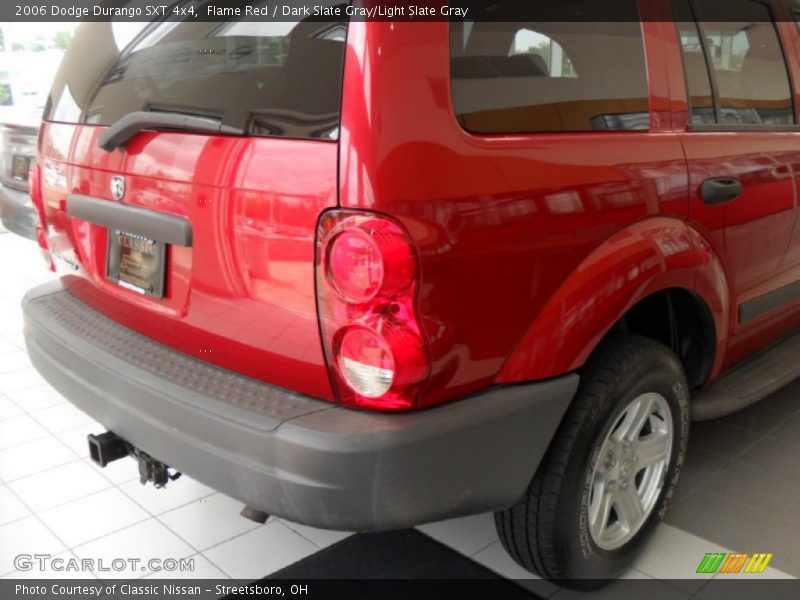 Flame Red / Dark Slate Gray/Light Slate Gray 2006 Dodge Durango SXT 4x4