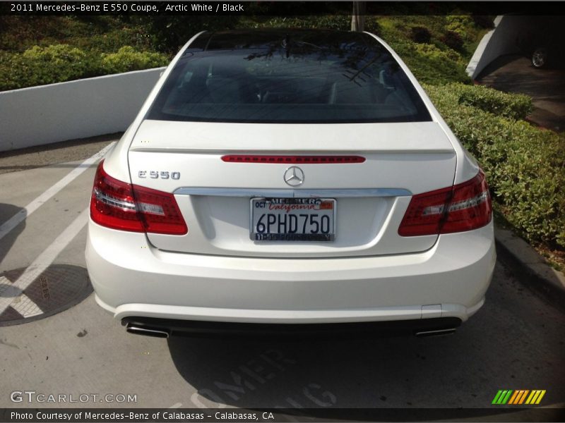 Arctic White / Black 2011 Mercedes-Benz E 550 Coupe