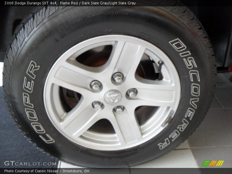 Flame Red / Dark Slate Gray/Light Slate Gray 2006 Dodge Durango SXT 4x4