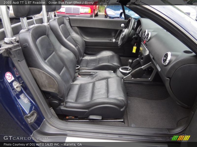 Front Seat of 2003 TT 1.8T Roadster