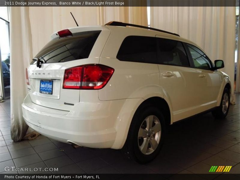 Bianco White / Black/Light Frost Beige 2011 Dodge Journey Express