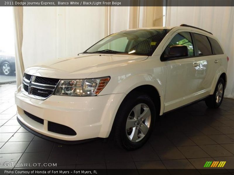 Bianco White / Black/Light Frost Beige 2011 Dodge Journey Express