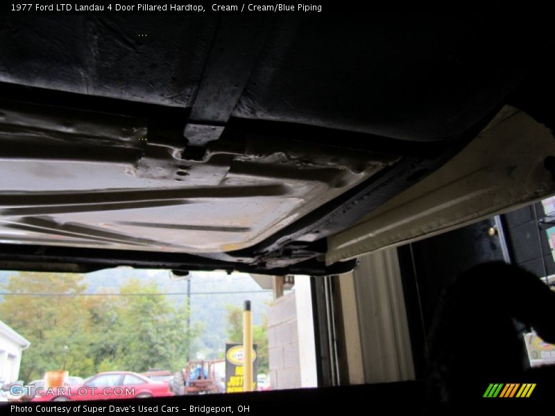 Cream / Cream/Blue Piping 1977 Ford LTD Landau 4 Door Pillared Hardtop