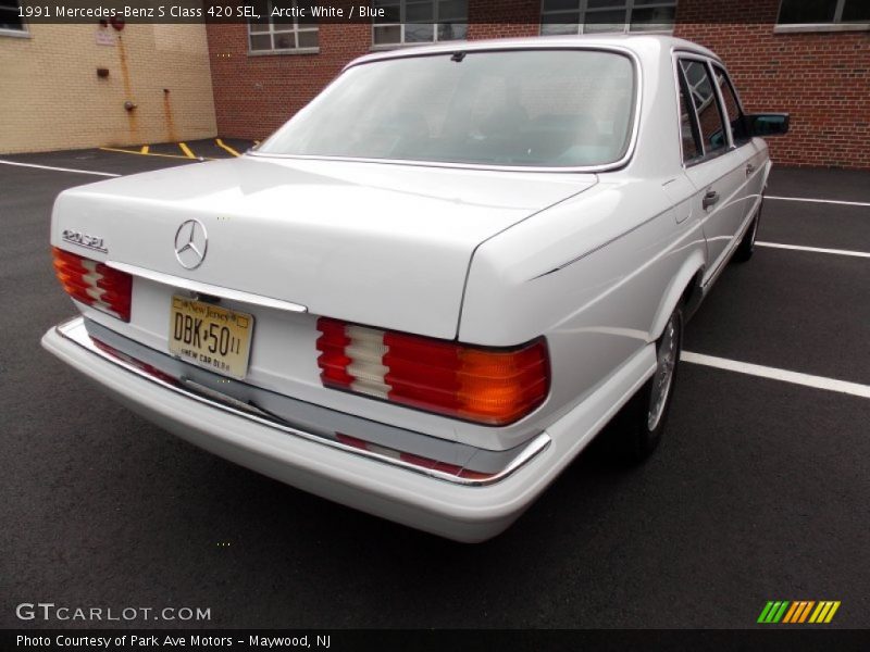 Arctic White / Blue 1991 Mercedes-Benz S Class 420 SEL