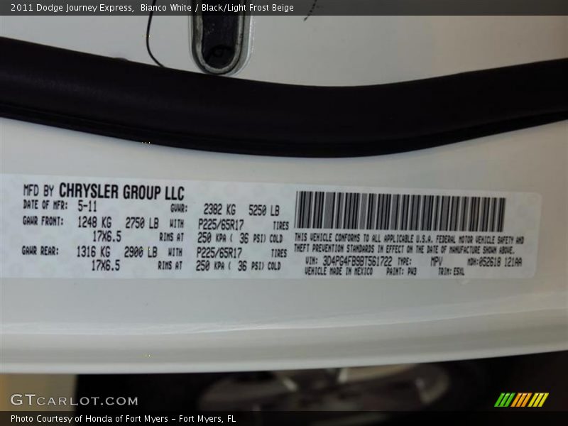 Bianco White / Black/Light Frost Beige 2011 Dodge Journey Express