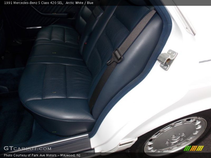 Arctic White / Blue 1991 Mercedes-Benz S Class 420 SEL