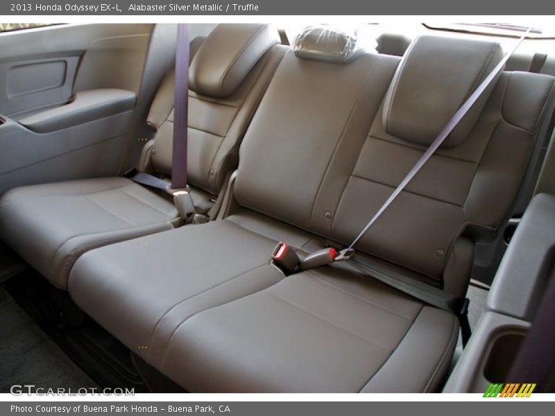 Alabaster Silver Metallic / Truffle 2013 Honda Odyssey EX-L