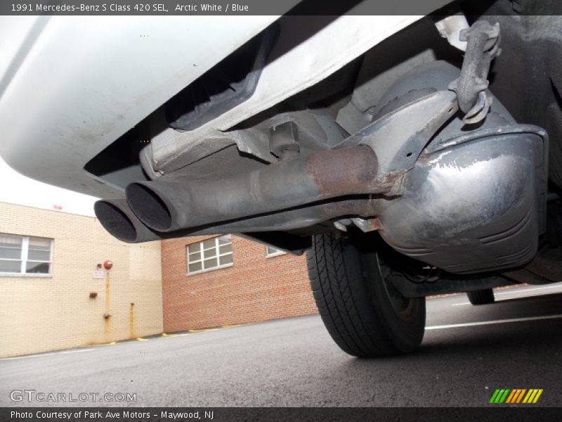 Exhaust of 1991 S Class 420 SEL