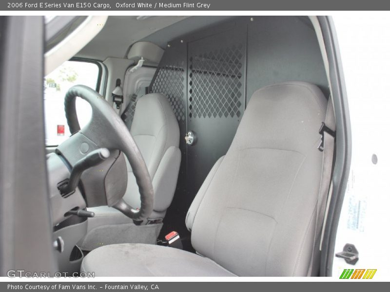 Oxford White / Medium Flint Grey 2006 Ford E Series Van E150 Cargo