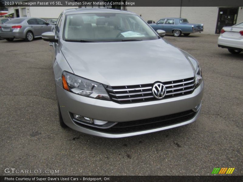 Tungsten Silver Metallic / Cornsilk Beige 2013 Volkswagen Passat V6 SEL
