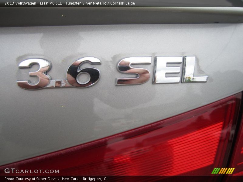 Tungsten Silver Metallic / Cornsilk Beige 2013 Volkswagen Passat V6 SEL