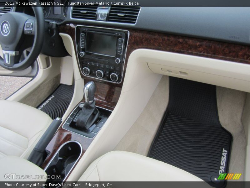 Tungsten Silver Metallic / Cornsilk Beige 2013 Volkswagen Passat V6 SEL