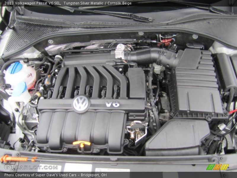 Tungsten Silver Metallic / Cornsilk Beige 2013 Volkswagen Passat V6 SEL