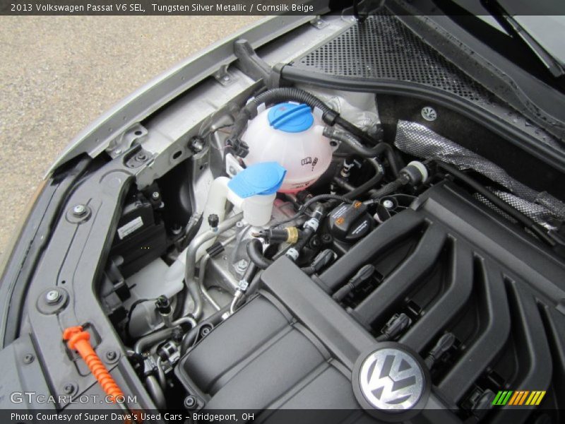 Tungsten Silver Metallic / Cornsilk Beige 2013 Volkswagen Passat V6 SEL